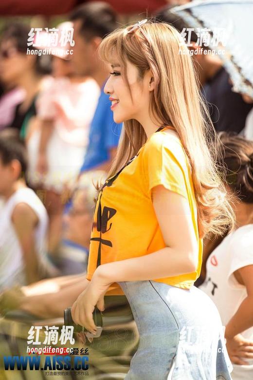 AISS爱丝(钻石版) - 这套最新的陈雅漫图，快来见证女神也有呆萌时刻！