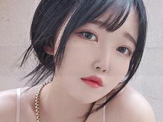 Aram(아람)教你如何用丝袜提升气质，下载作品参与其中！