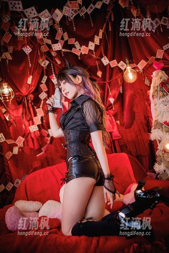 ElyEE子 去女仆咖啡店见ElyEE子:cos过后,翻翻图片,意外好评如潮!