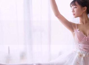 GIRLT果团网 – 高跟鞋的牛仔裤、莫雅淇的全集，完美组合在日常