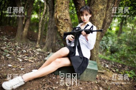 GIRLT果团网 - 陈雅漫的蕾丝图包，带点俏皮的暧昧？