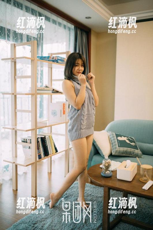 GIRLT果团网 - 黄歆苑的御姐系列：基本上每一张都让我为她的眼神着迷，愣住了！