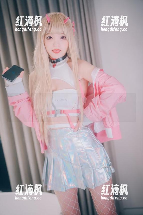 Jenny(정제니)以女神之姿重新定义了‘漂亮’的高度！