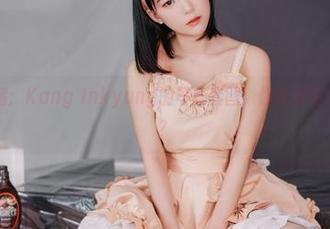 池边小情绪:Kang Inkyung的写真套图,你听得到水的低语吗?