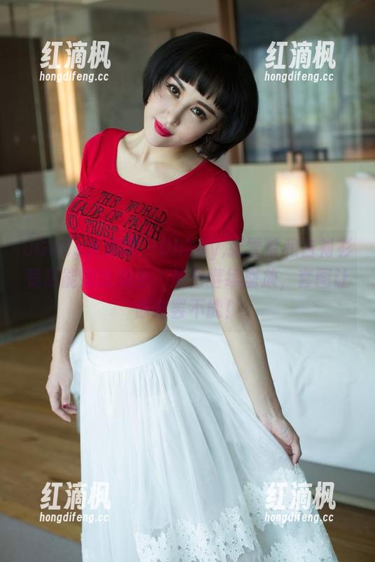 UGirls尤果网 - Ohboy,张雪馨和白衬衫竟然能如此契合，美图继续盛放，套图让你欲罢不能！
