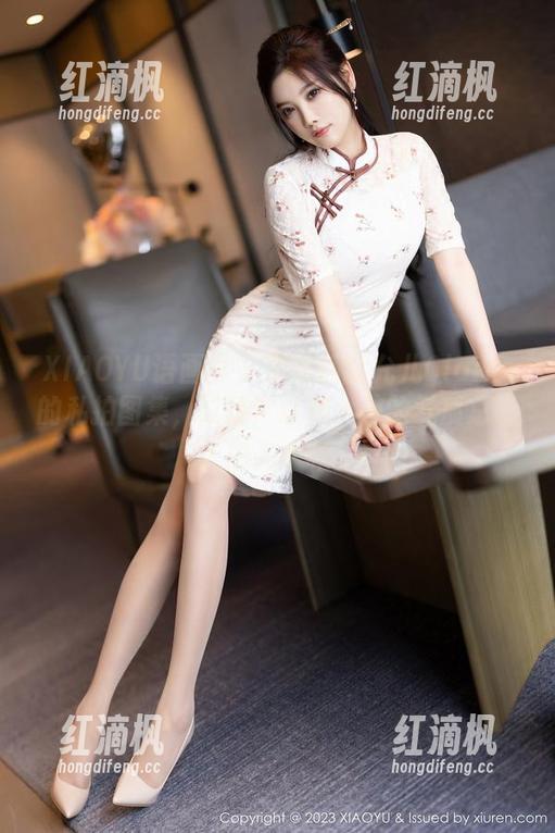 XIAOYU语画界 - 随意翻翻允儿Claire的私拍图集，哎呀，这种女孩的气质总让人想入非非。