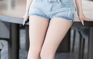 XIAOYU语画界 – 程程程瑜伽写真集：每个姿势都像是走在云端，更新不止哦