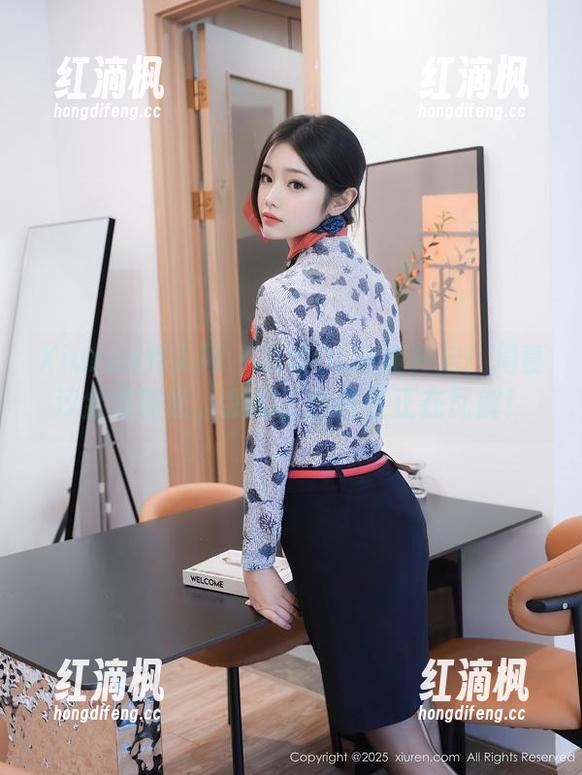 Xiuren秀人网 - 职场OL完美开启！周慕汐全套图包，我的工作惰性正在瓦解！