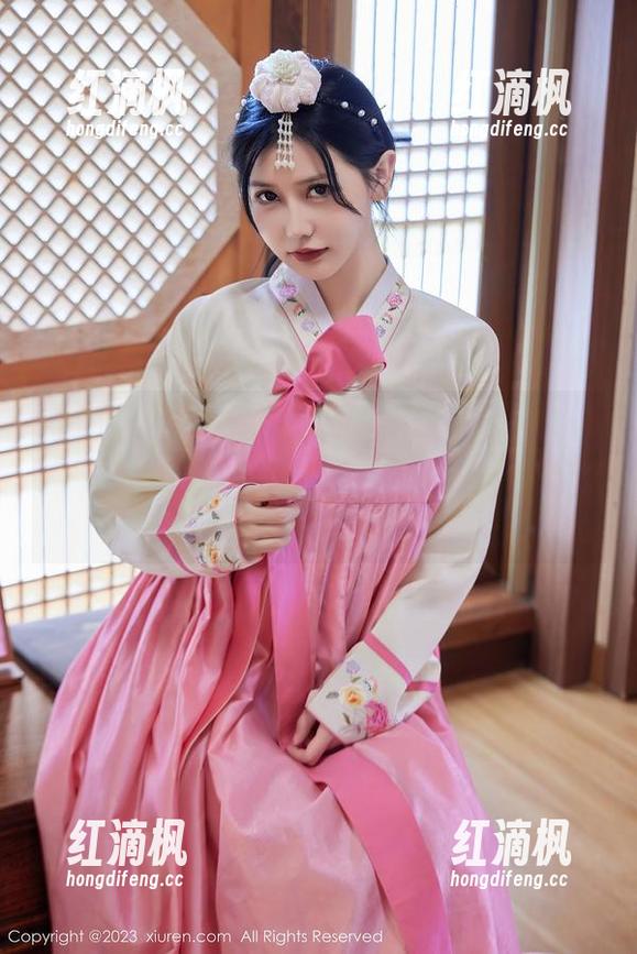 Xiuren秀人网 - 对于“奶芙乔乔”的护士写真，网盘里也充满了好奇和未知，快来一探究竟吧！