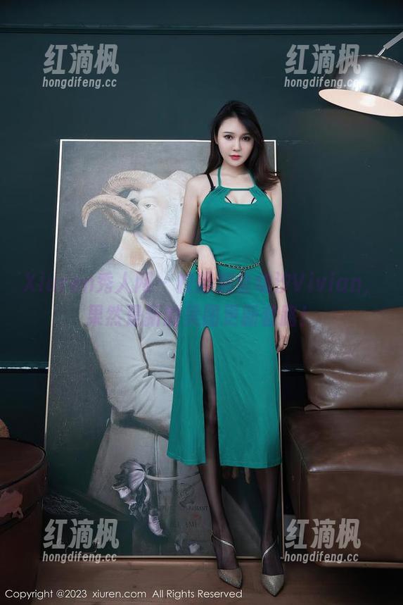 Xiuren秀人网 - 校服加金幼汐Vivian，果然是新的美图更新套路！