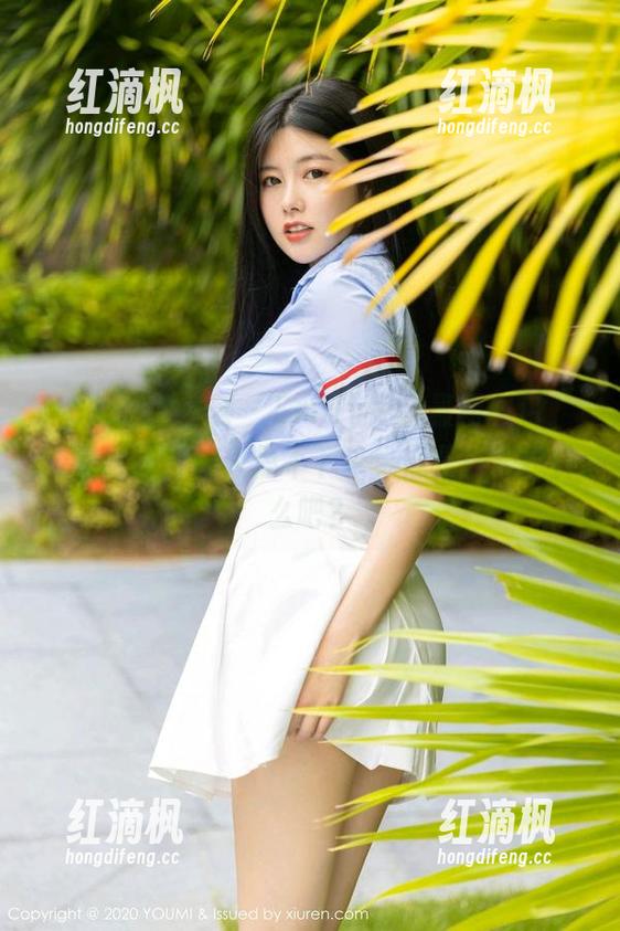 YouMi尤蜜荟 - Emily尹菲最新图包，镂空设计真让人停不下来，像是在窥探什么吧？