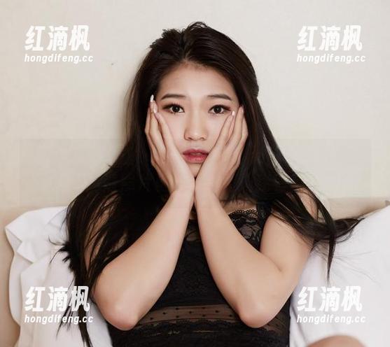 YouWu尤物馆-兔子Nina YouWu尤物馆 - 看到兔子Nina腿下的裤里丝,高清照片里的妙处真让我看呆!