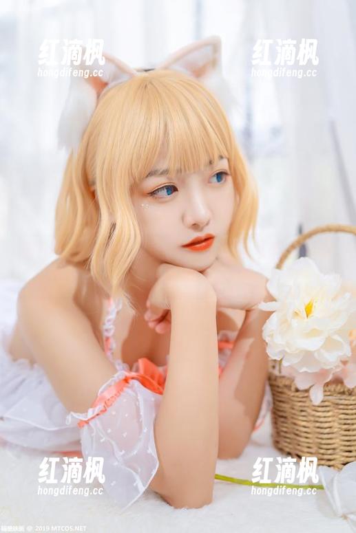 看lovely呆玄的美足壁纸，我可能爱上鞋子了