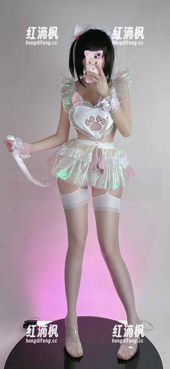 这就是miko酱ww的白衬衫写真，免费开启你的模仿之路！