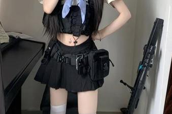 大家快来看！rua阮阮携手圣诞的写真集，分享节日的美好姿态！