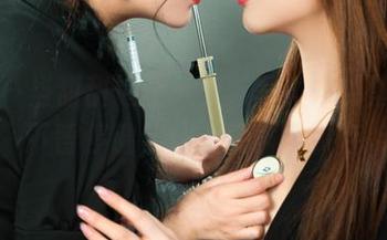 丽柜 – 当甜甜遇上天使，写真中的壁纸按下暂停键，让人想偷偷保存