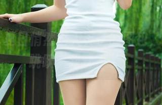 丽柜 – 夏日悄然潜入英子的图包，旋转、跳跃，我管不了！