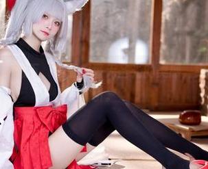 九柒喵的碧蓝幻想下，古蕾雅毫无圣光的美感，实在是奇特又吸引。