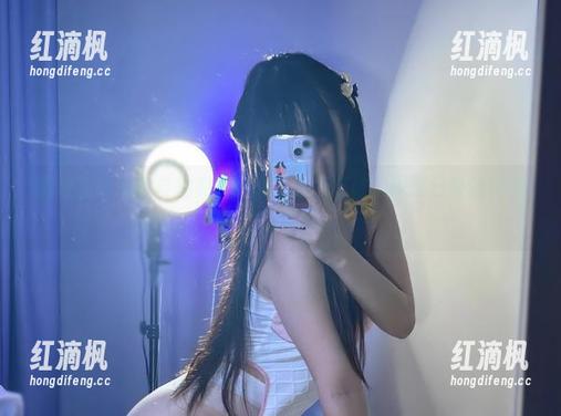 图包里的九言自拍视频更新，直接打破了我对日常的期待！