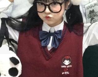 看她如何驾驭白衬衫–佳佳酱ovo原图大曝光！