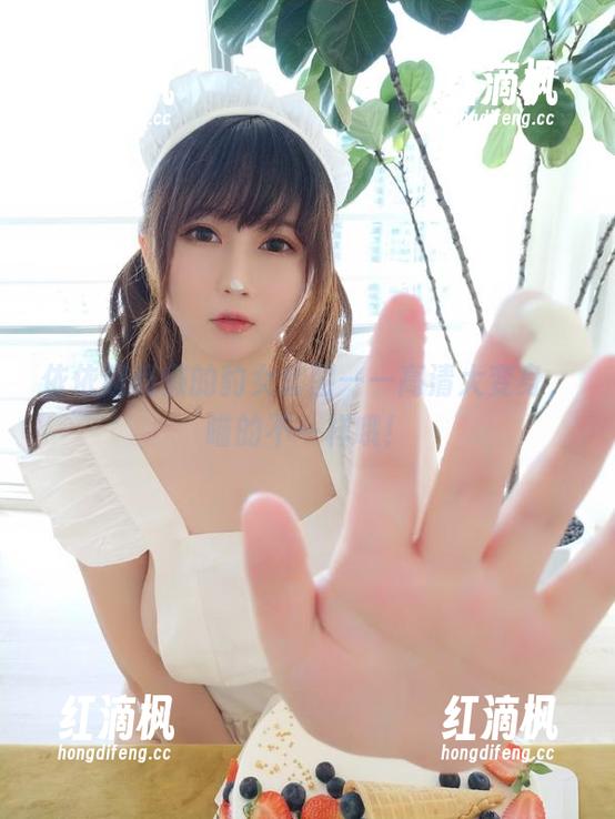 依依超级懒的豹女套图——高清大变身，喵的不一样哦！