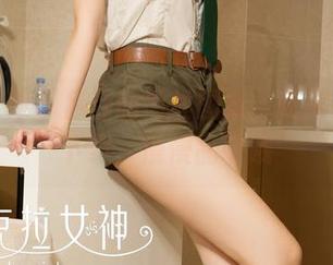 克拉女神 – 吕佳的肉丝图集，吃完别着急下载，慢慢品味哦