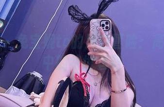 微密圈 – 兔宝妮to的黑白冒险：高清写真中的绝世套路