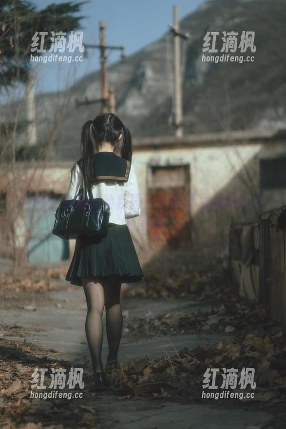 六味帝皇酱的幼稚园：一部不太幼稚的写真图集