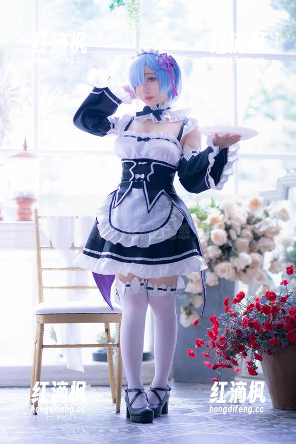 全新！千寻大人最新作品集里玉藻前又阐释了什么是魅惑？