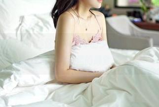 嗲囡囡 – 资源分享，施忆佳KITTY的少女样子，实话说，有种胶原蛋白泛滥的感觉。