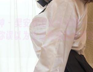 头条女神 – 樊安妮的女仆美图——这份图集会让你误以为生活在法国某家咖啡馆里！