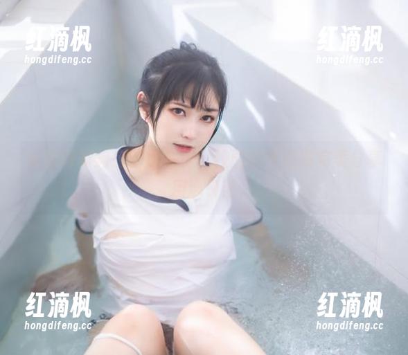 从奇行家狗崽的镜头里，校园的气息被完美分享，用心良苦。