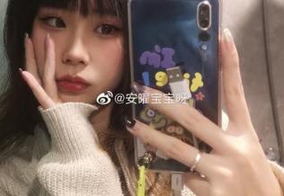 看！安曜曜的教室2写真，图库里的新风景。