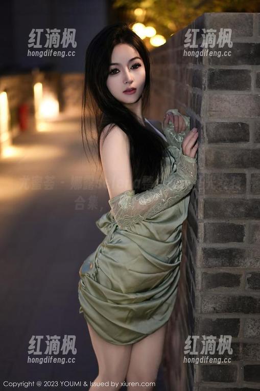 尤蜜荟 - 娜露selena整合的无圣光女孩合集，私密感满分。