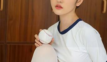 尤蜜荟 – 小KK的最优女友图包，送给渴望的你！