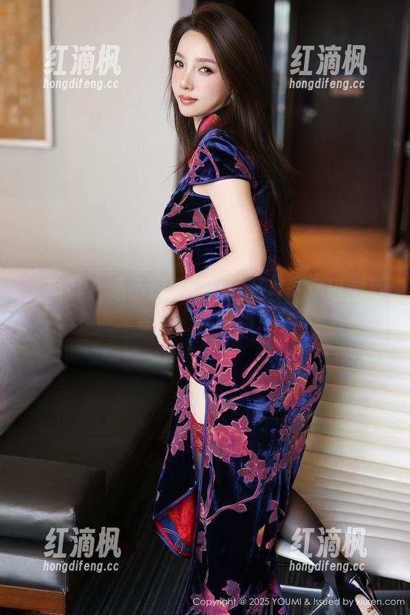 尤蜜荟-是小逗逗 尤蜜荟 - 是小逗逗的白丝写真—你确定不要多看几眼吗?