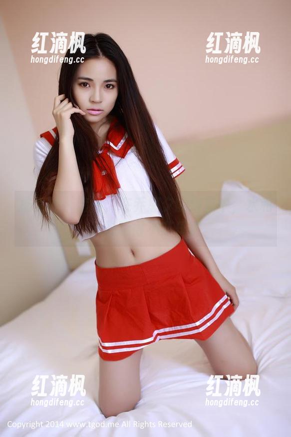 推女神 - 套图：在乔恩夕的浴室中，水和光影玩得不亦乐乎