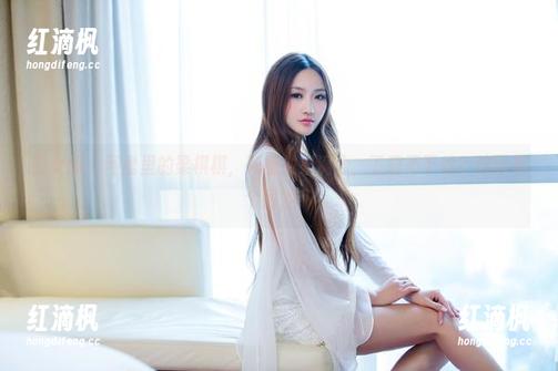 推女郎 - 网盘里的梁棋棋，礼服效果满分，下载不下载？这可是个问题！