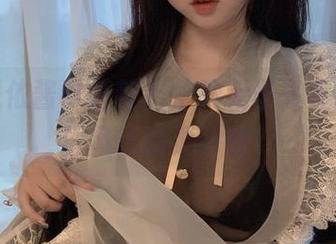 豹纹是依酱呀最新出炉的无圣光套图，雷厉风行的灵动感！