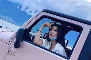 微密圈 – 观看！林子喵Lynne在比基尼里的每一面，种草就靠“她”，但我心里还有小九九……