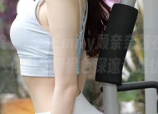 模范学院 – 咦，Emily顾奈奈酱在线黑色合集，你们觉得黑色深邃还是忧郁？