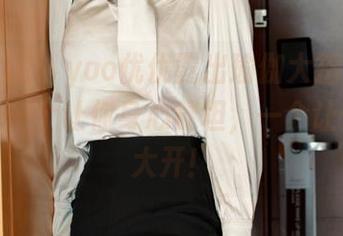 模范学院 – yoo优优露出瑜伽大招：原图壁纸，一个让你身心舒坦，一个让你脑洞大开！
