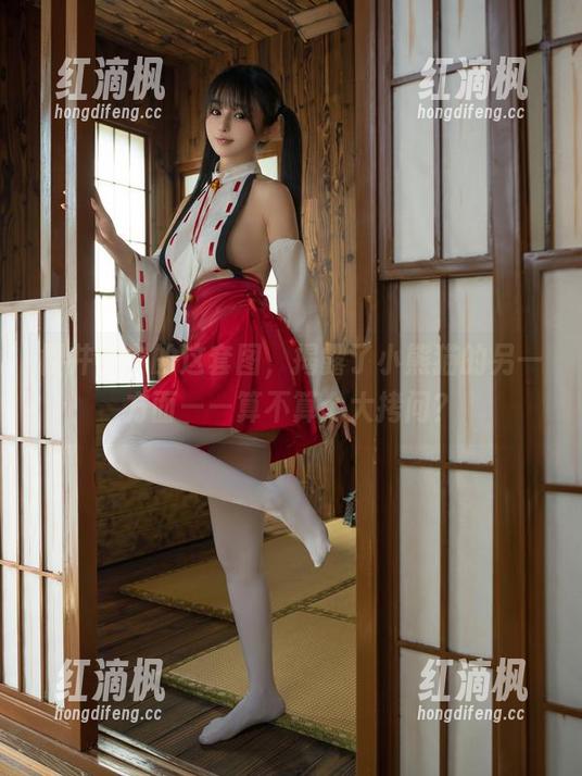樱井宁宁 樱井宁宁的这套图,揭露了小熊猫的另一方面——算不算个大拷问?
