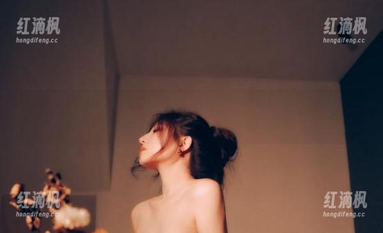 樱晚gigi 樱晚gigi的“天使”系列,哎哟,竟然还藏了些意犹未尽的氛围在里面。