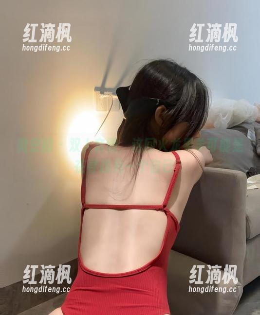 火龙果羊 微密圈 - 双人套图,这回火龙果羊可能是在寻找另一个自己?