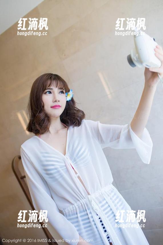 爱蜜社 - 在线观瑞妤当修女：喂，没准我也适合这身呢？原图没敢P！