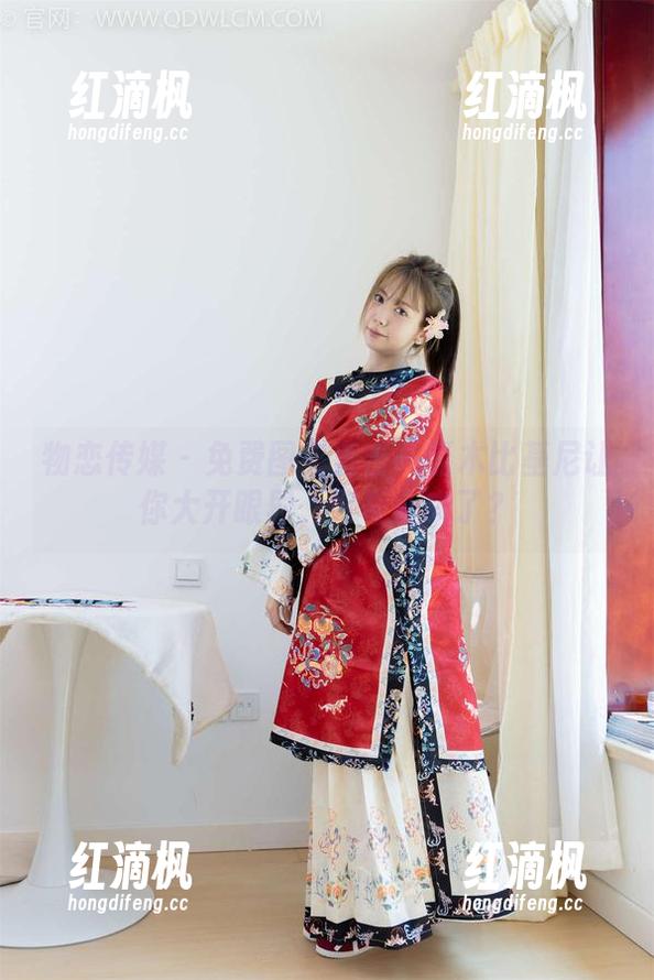 物恋传媒-嘉木 物恋传媒 - 免费图集直击—嘉木比基尼让你大开眼界,好奇心来了?