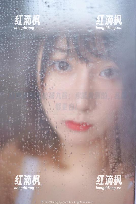 白色套图里的猫九酱：你能做到的，我能够更白！