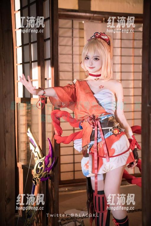 最新发布！白莉爱吃巧克力的职业装，其实也可以穿去约会吧？