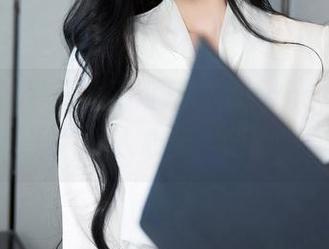 秀人网 – 脆弱又不可思议的nancy小姿：粉色的图片让人心痒，原图冷静如水